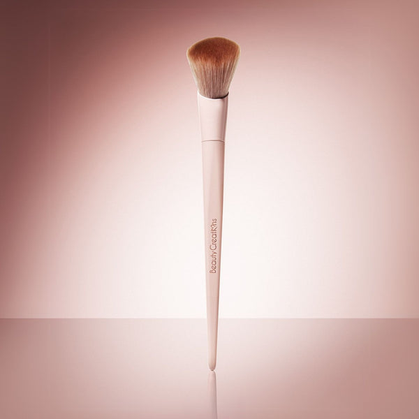 Pretty Pressed Precision Powder Brush