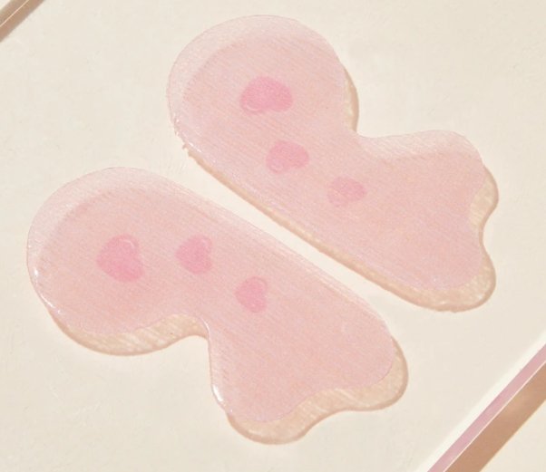 “Turn That Frown Upside Down!” | Smoothing Hydrogel Frown Line Patches (Collagen + Retinol + Beeswax) - BEAUTY CREATIONS